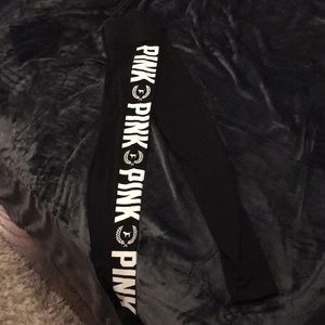 Victoria’s Secret pink printed yoga legging